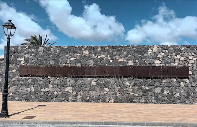 Centro de Interpretaci&oacute;n del Camello (Uga) 