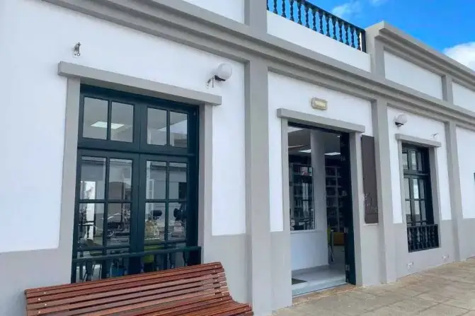 Biblioteca Municipal de Har&iacute;a 